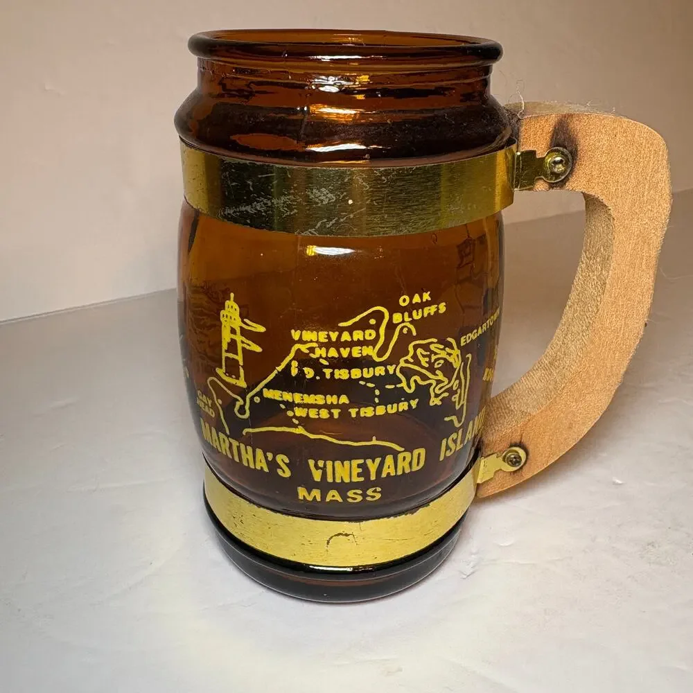 Vintage Marthat's Vineyard Mass Souvenir Brown Glass Barrel Mug Wood Handle